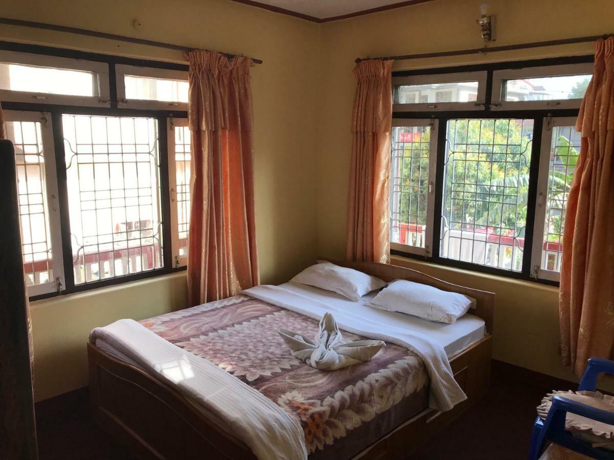 Geo Guest House Pokhara Dış mekan fotoğraf